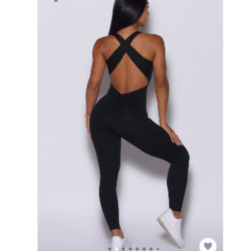 Black Bombshell Lace-Up Bodysuit - Picture 4 of 8